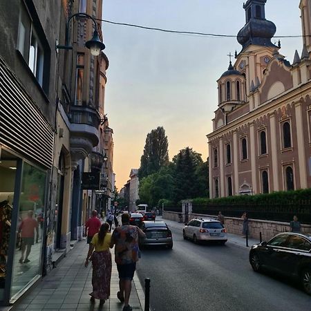 City Center Apartment Szarajevó Kültér fotó