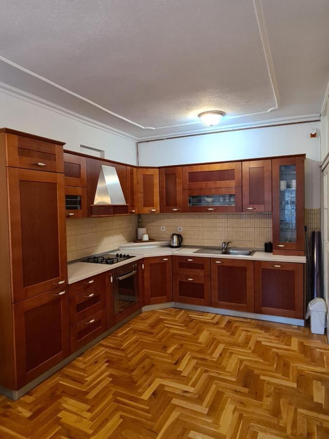 City Center Apartment Szarajevó Kültér fotó